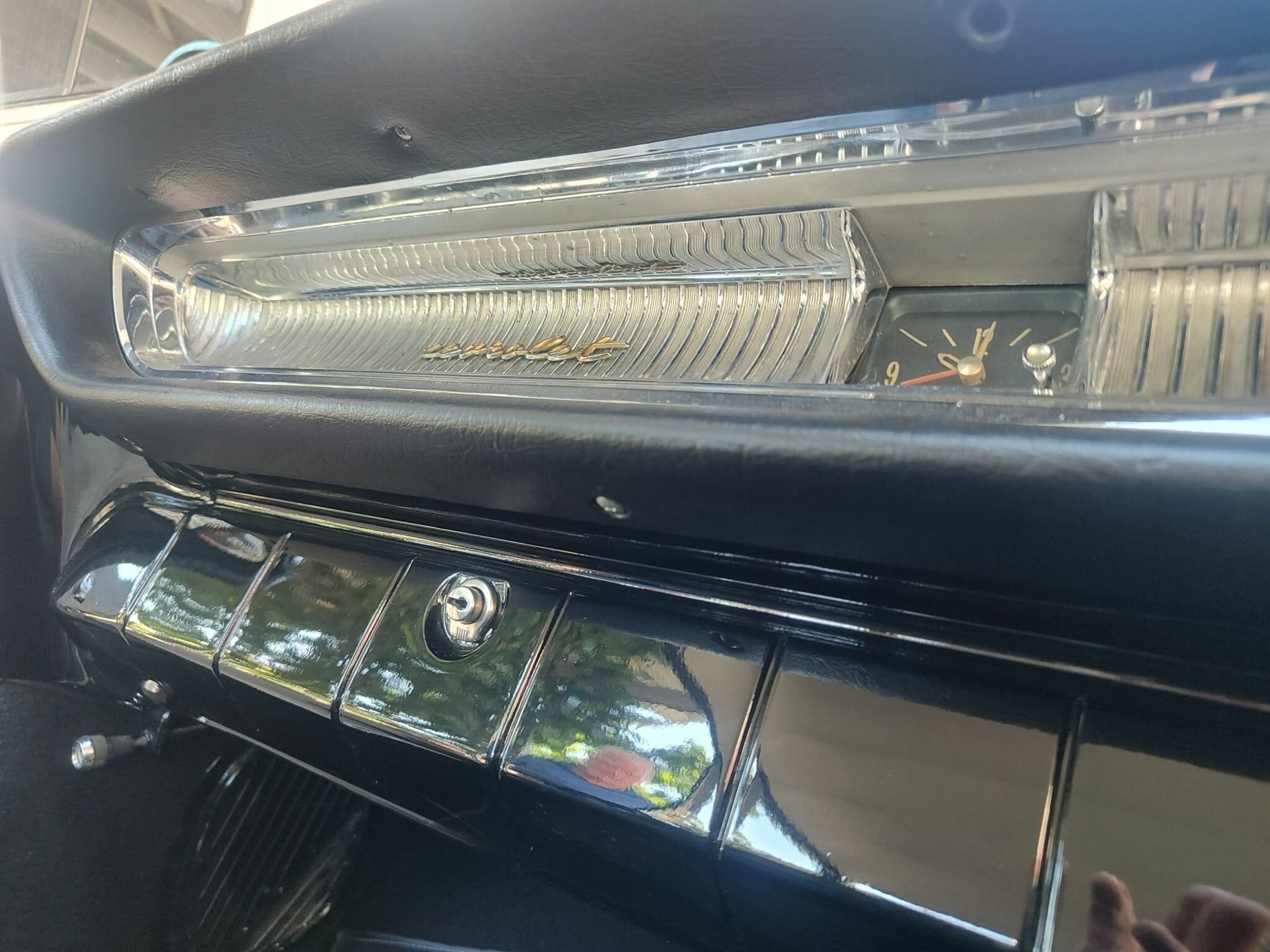 1962 CHEVROLET BEL AIR 2 SP AUTOMATIC 4D SEDAN