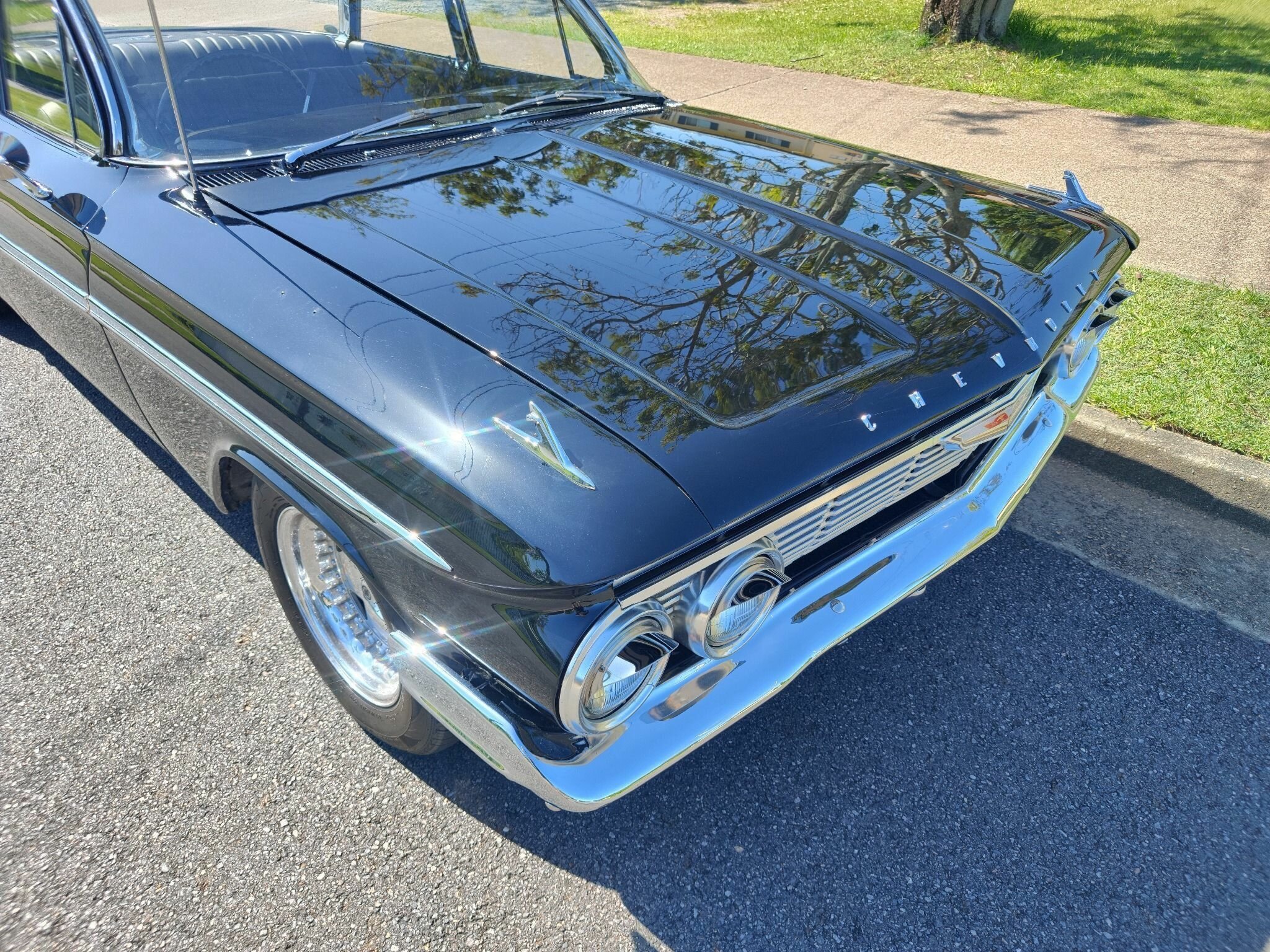 1962 CHEVROLET BEL AIR 2 SP AUTOMATIC 4D SEDAN