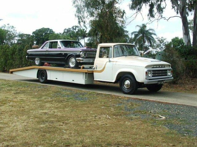 DODGE D5N 4 SPEED MANUAL RAMP TRUCK
