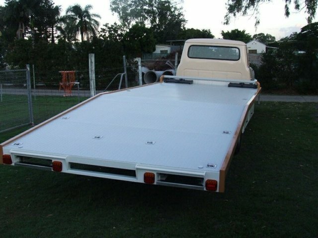 DODGE D5N 4 SPEED MANUAL RAMP TRUCK
