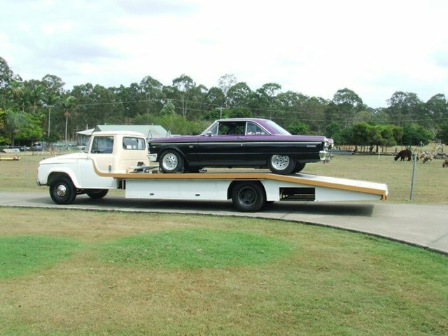 DODGE D5N 4 SPEED MANUAL RAMP TRUCK