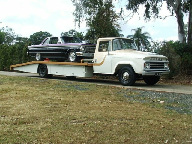 DODGE D5N 4 SPEED MANUAL RAMP TRUCK