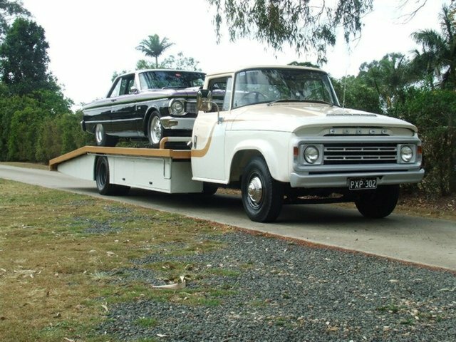 DODGE D5N 4 SPEED MANUAL RAMP TRUCK