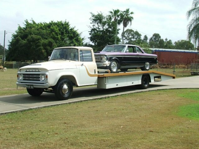 DODGE D5N 4 SPEED MANUAL RAMP TRUCK