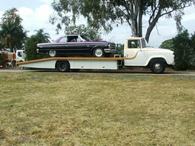 DODGE D5N 4 SPEED MANUAL RAMP TRUCK