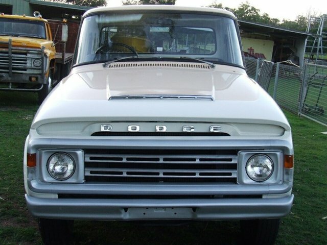 DODGE D5N 4 SPEED MANUAL RAMP TRUCK