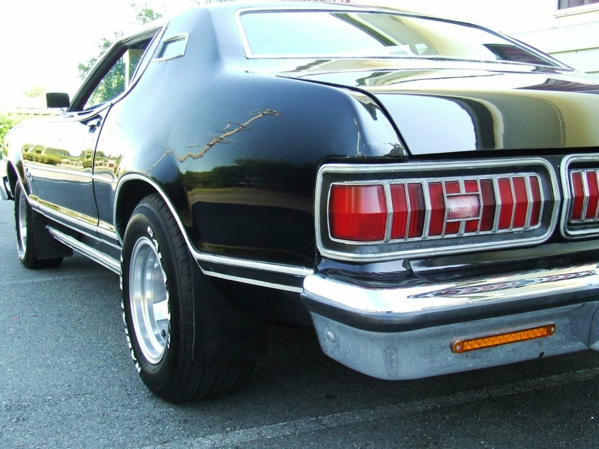 1975 MERCURY COUGAR XR7 AUTOMATIC COUPE
