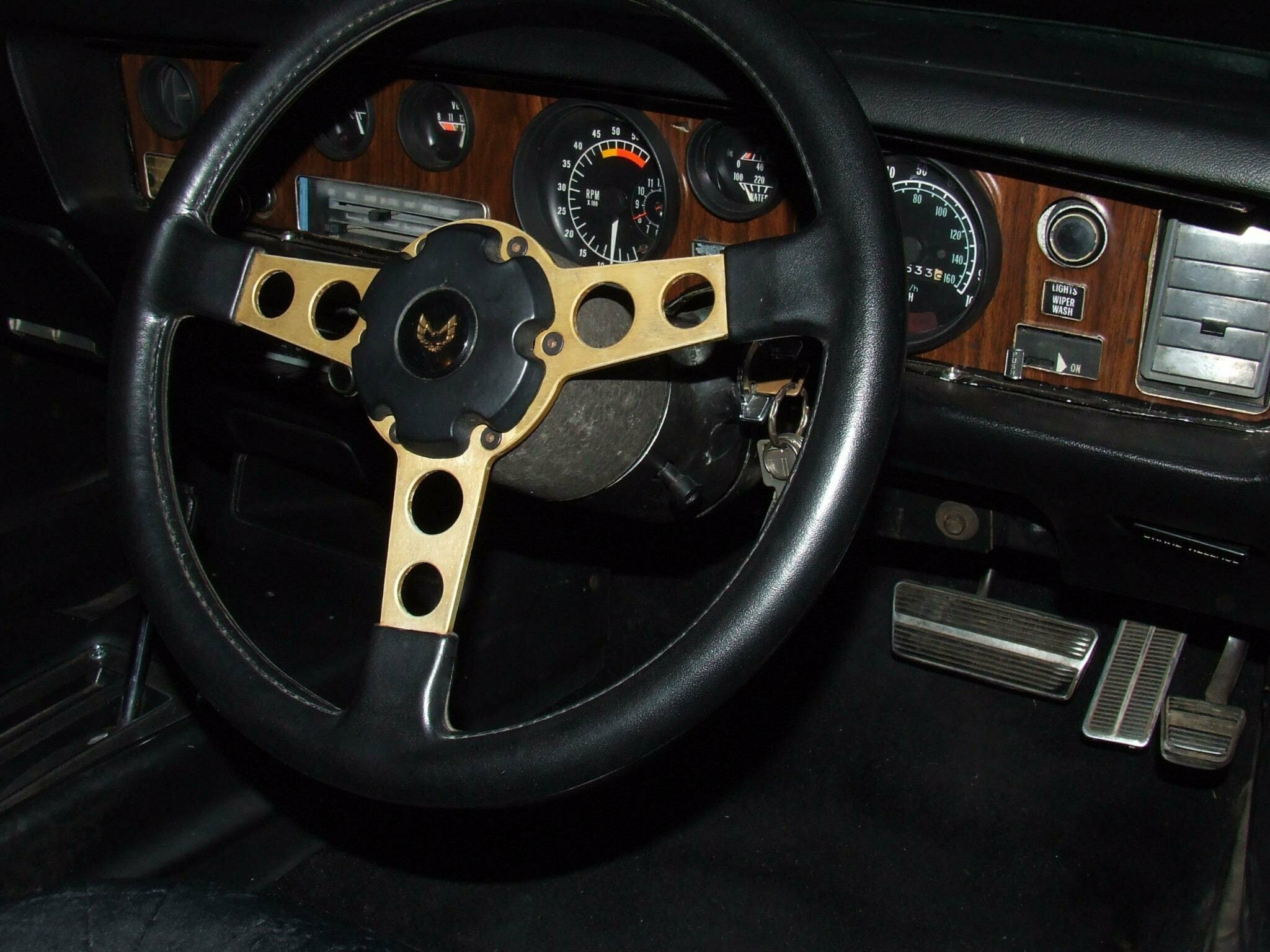 PONTIAC TRANS AM SE AUTOMATIC COUPE