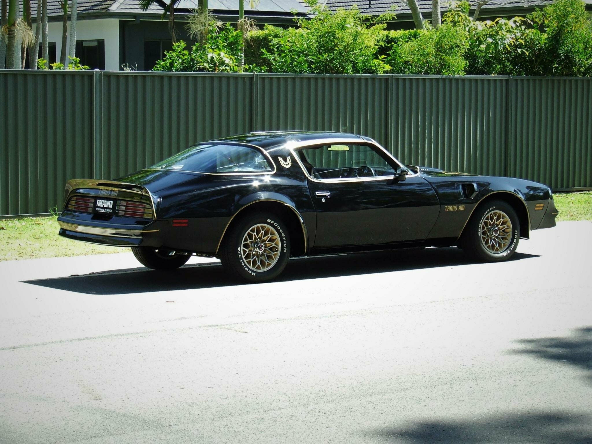 PONTIAC TRANS AM SE AUTOMATIC COUPE
