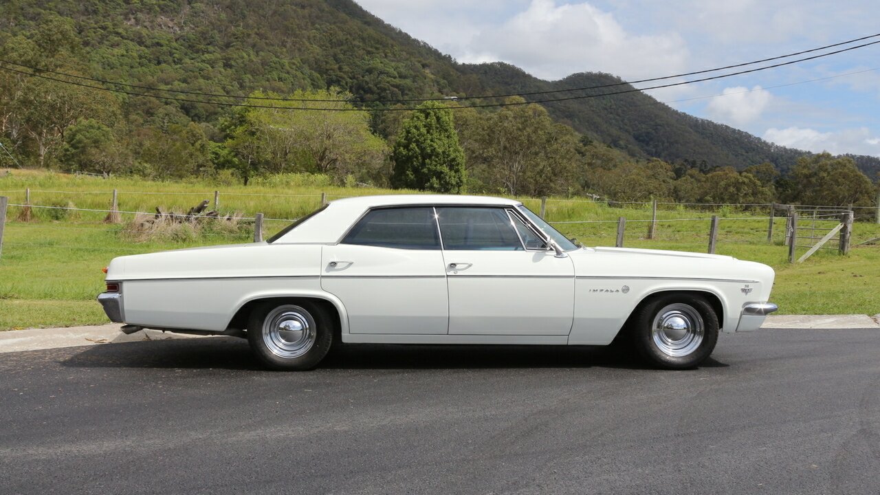 1966 CHEVROLET IMPALA 3 SP AUTOMATIC 4D SEDAN