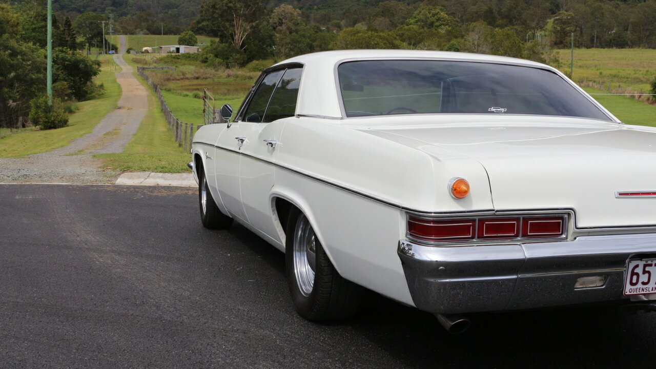 1966 CHEVROLET IMPALA 3 SP AUTOMATIC 4D SEDAN