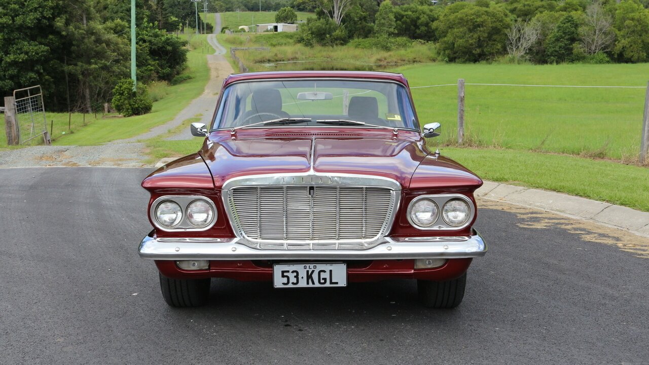 1962 CHRYSLER VALIANT 3 SP AUTOMATIC 4D SEDAN