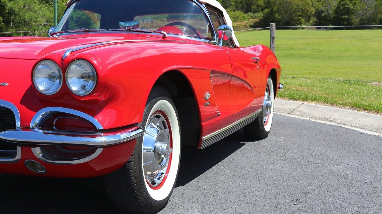 1962 CHEVROLET CORVETTE 4 SP MANUAL 2D ROADSTER