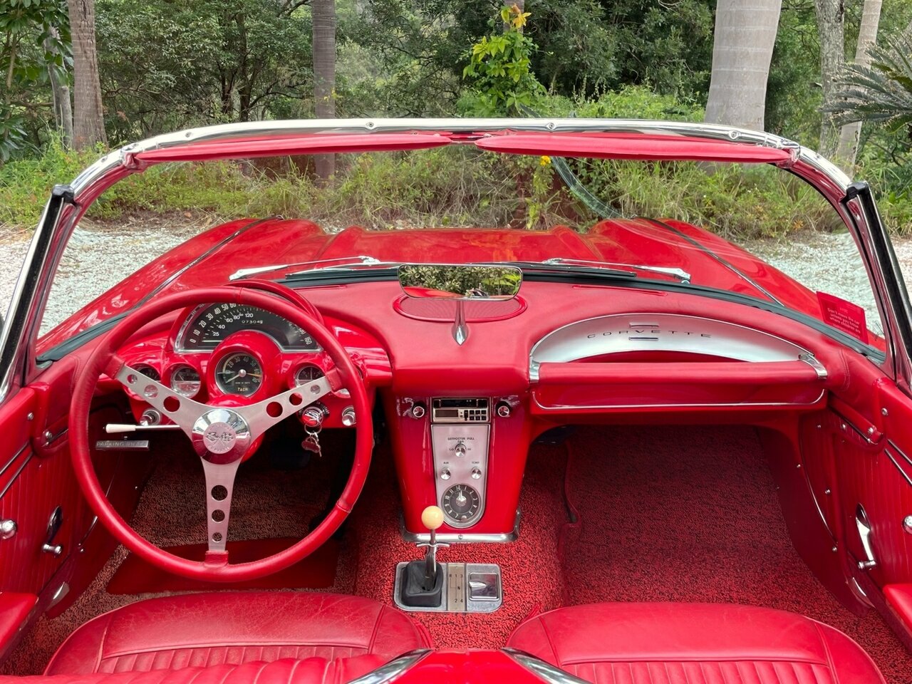 1962 CHEVROLET CORVETTE 4 SP MANUAL 2D ROADSTER