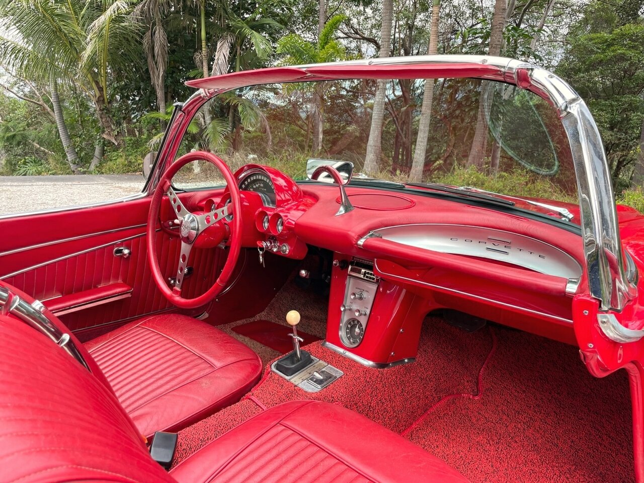 1962 CHEVROLET CORVETTE 4 SP MANUAL 2D ROADSTER
