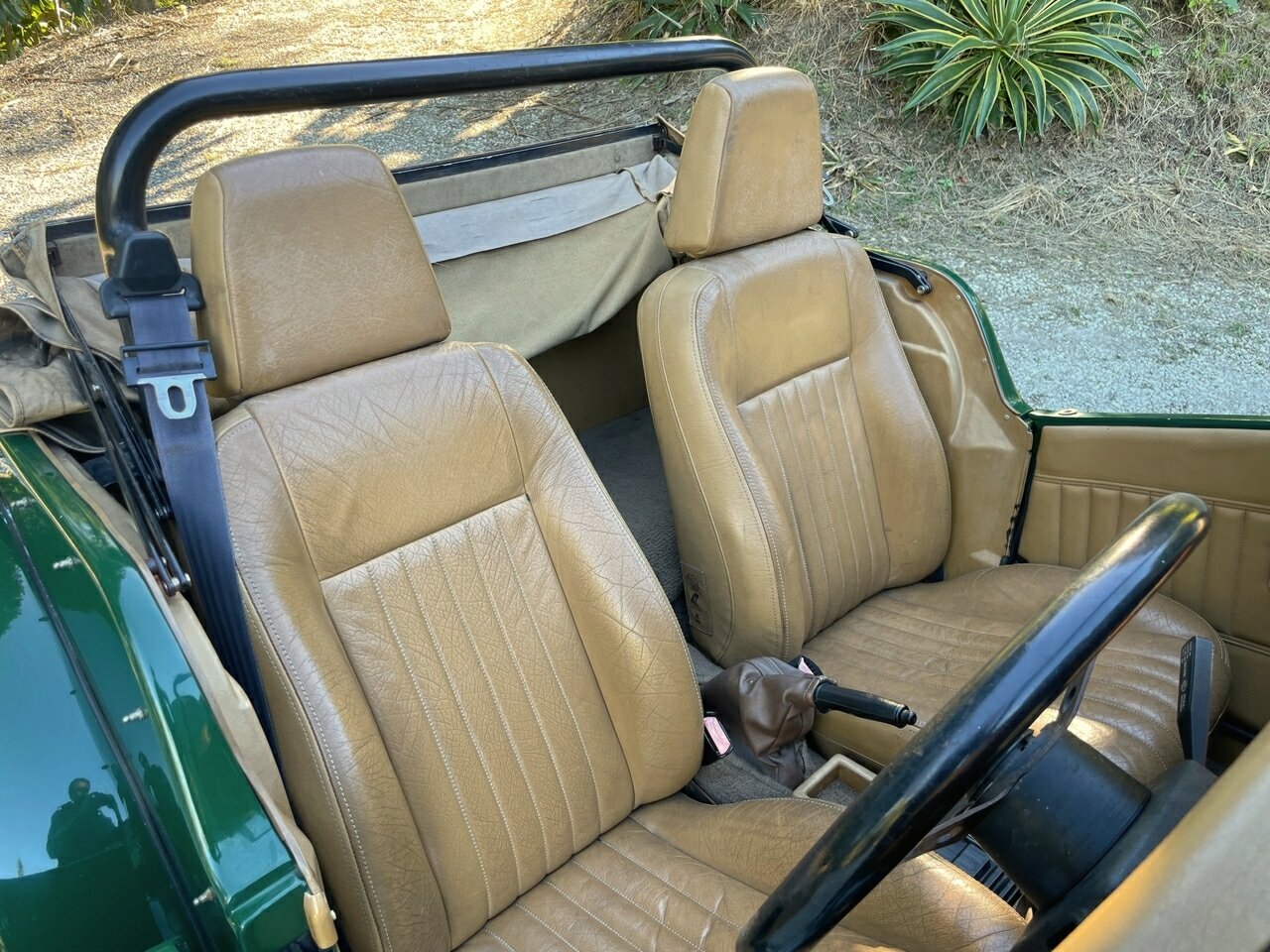 1989 TD 2000 5 SP MANUAL 2D ROADSTER