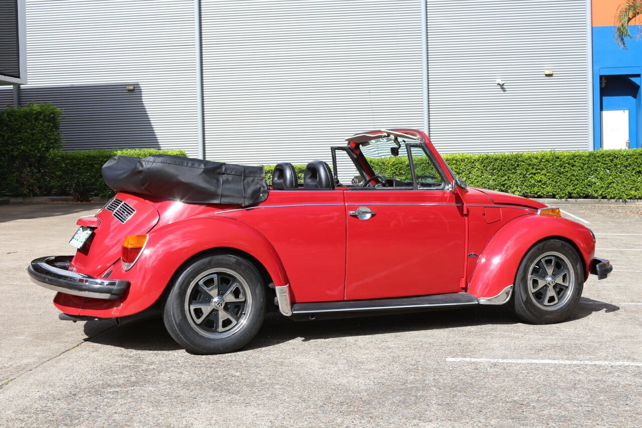 1974 VOLKSWAGEN KARMANN 1600 BEETLE 4 SP MANUAL 2D CONVERTIBLE