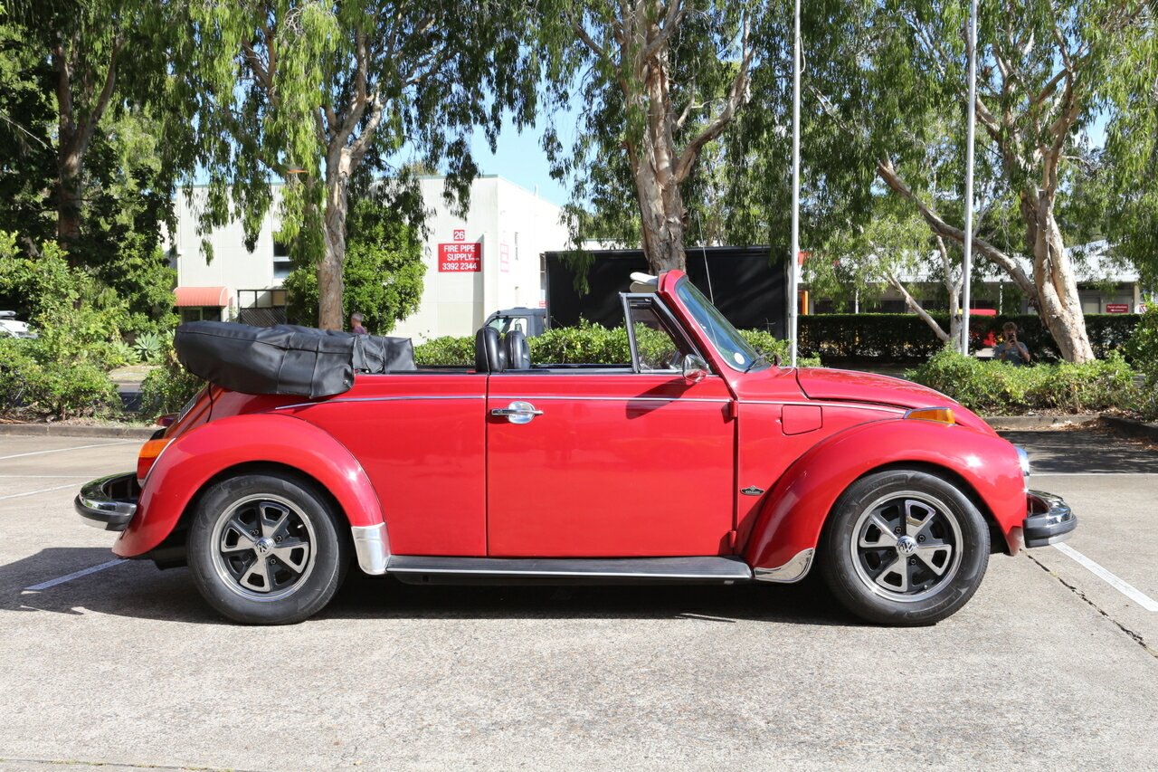 1974 VOLKSWAGEN KARMANN 1600 BEETLE 4 SP MANUAL 2D CONVERTIBLE