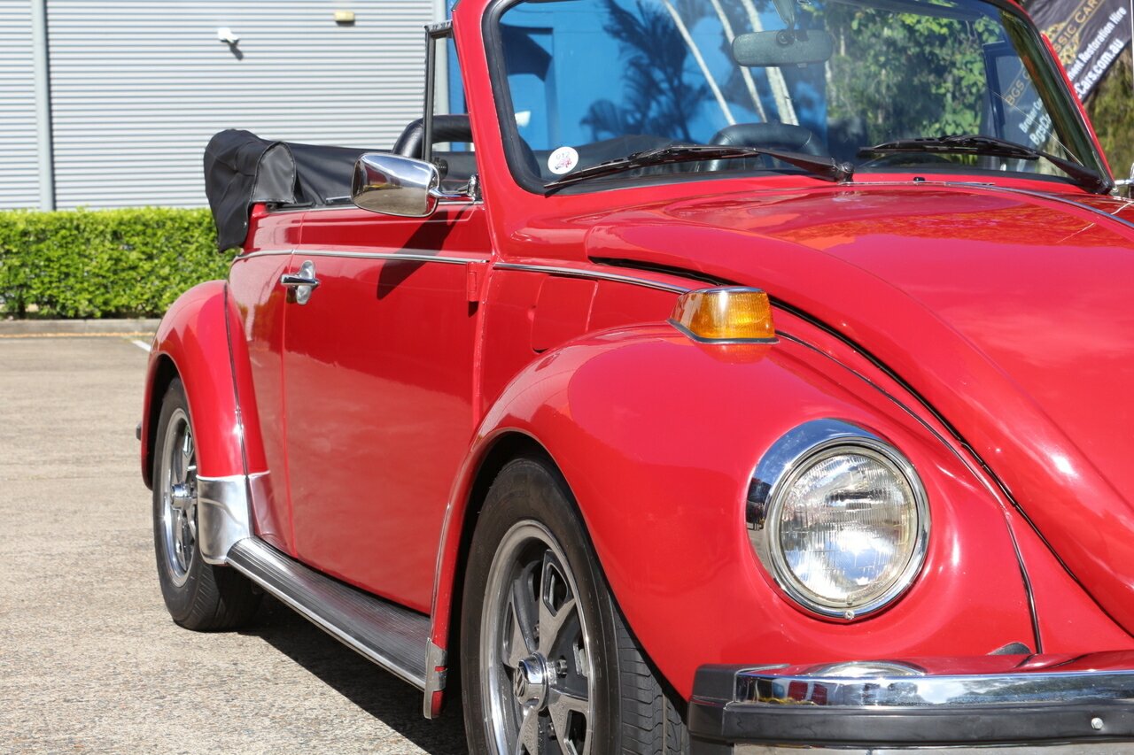 1974 VOLKSWAGEN KARMANN 1600 BEETLE 4 SP MANUAL 2D CONVERTIBLE