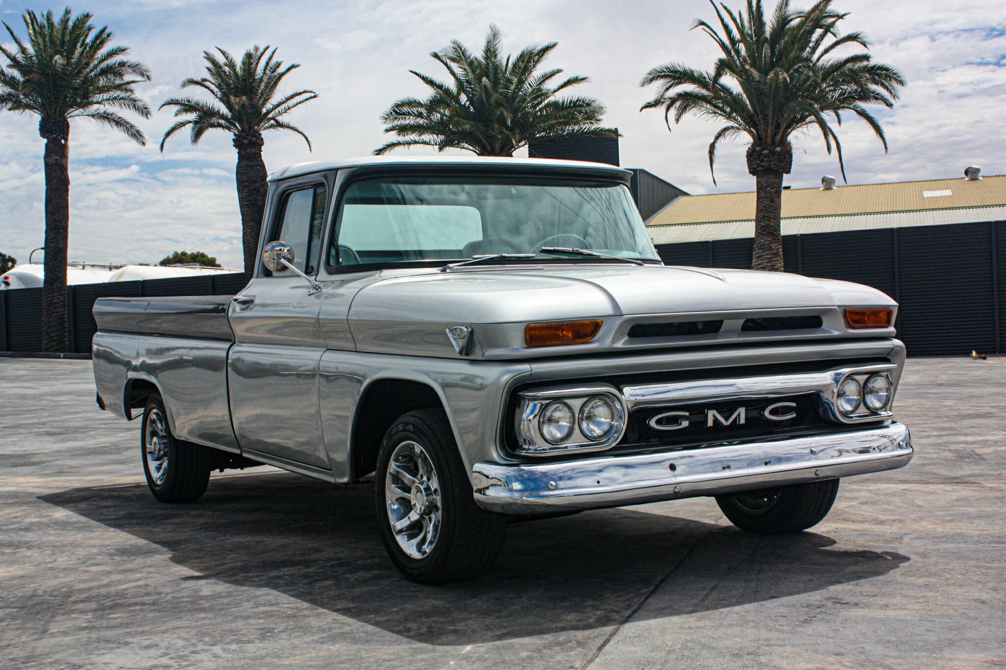 1962 GMC 1500 4 SP MANUAL 2D UTILITY