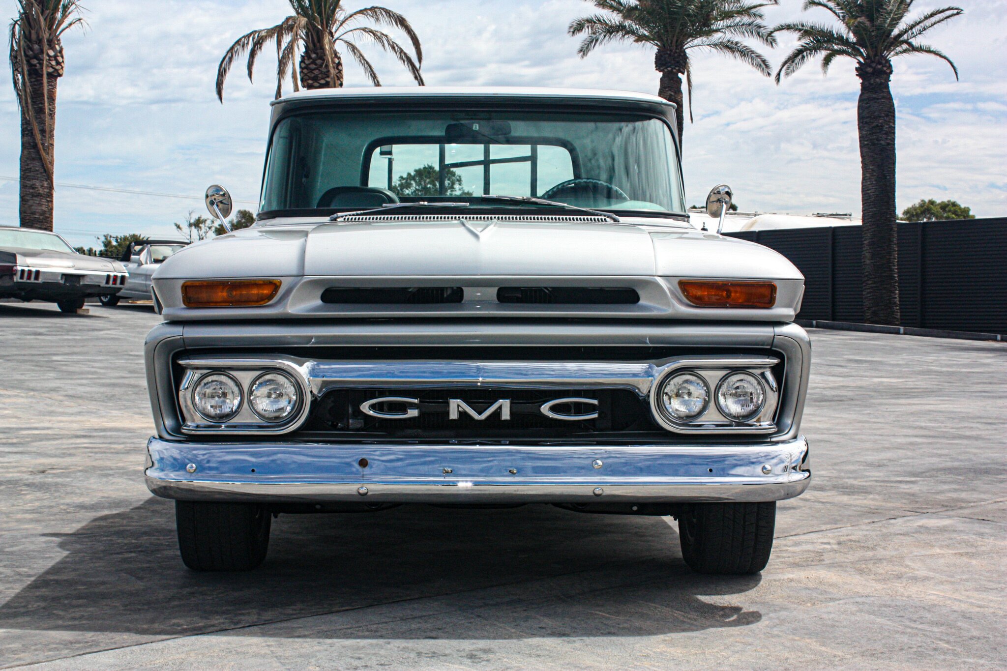 1962 GMC 1500 4 SP MANUAL 2D UTILITY