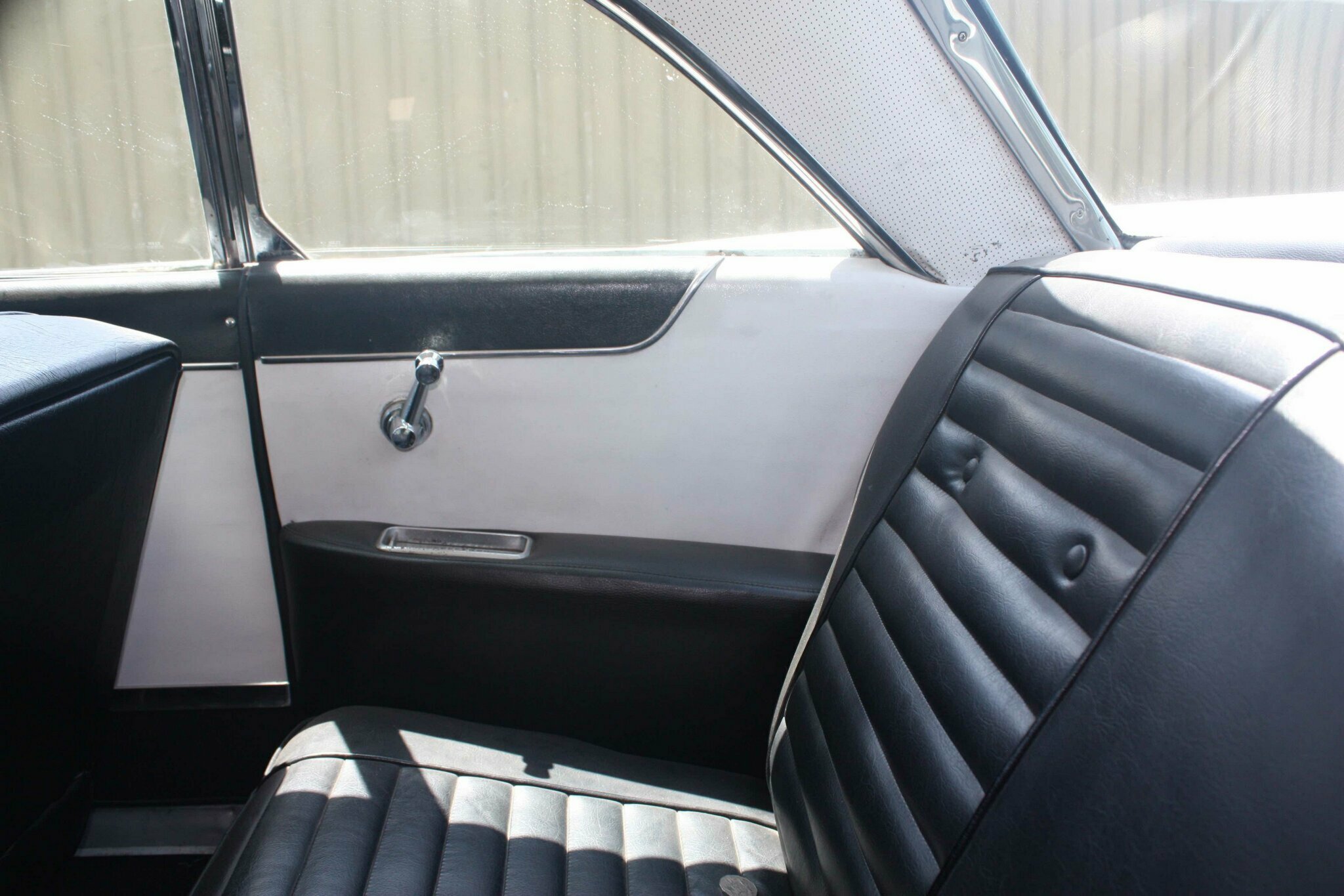 1957 CHRYSLER NEW YORKER 2D COUPE