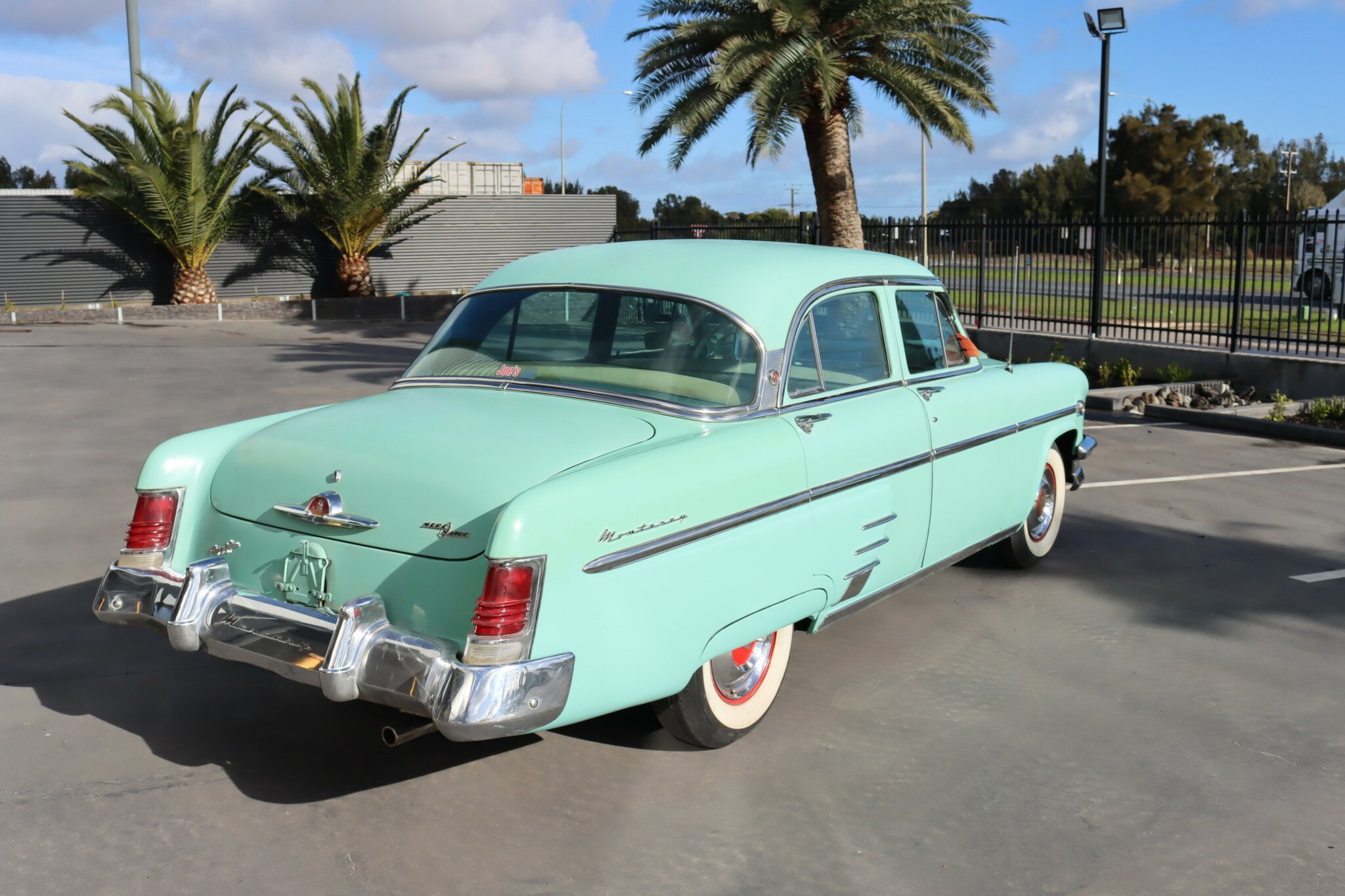 1954 MERCURY MONTEREY SEDAN