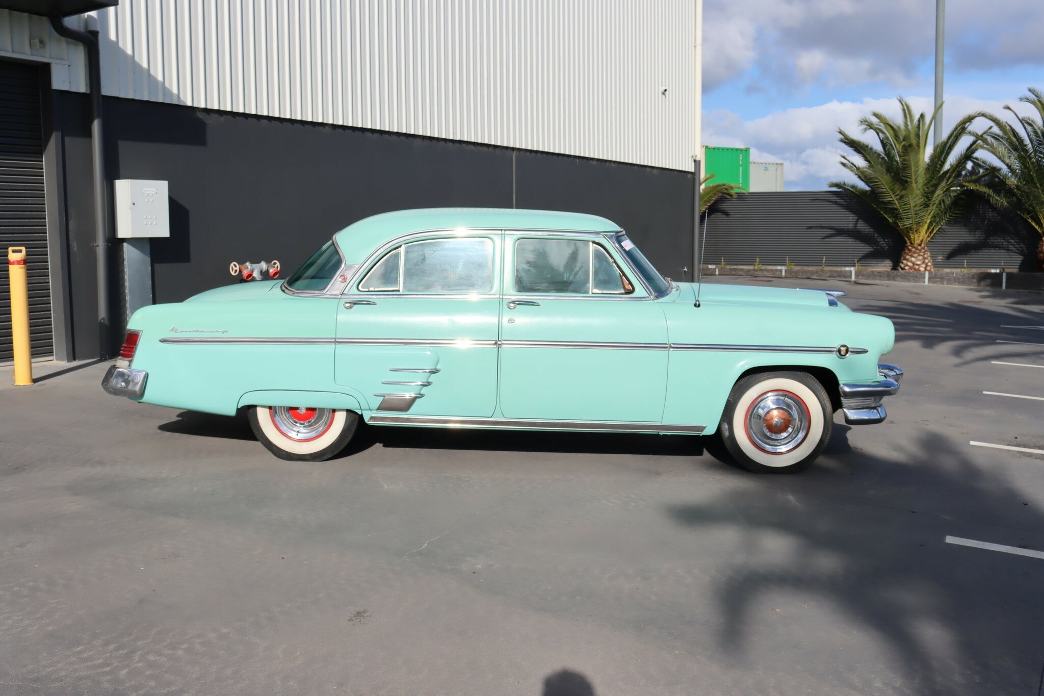 1954 MERCURY MONTEREY SEDAN