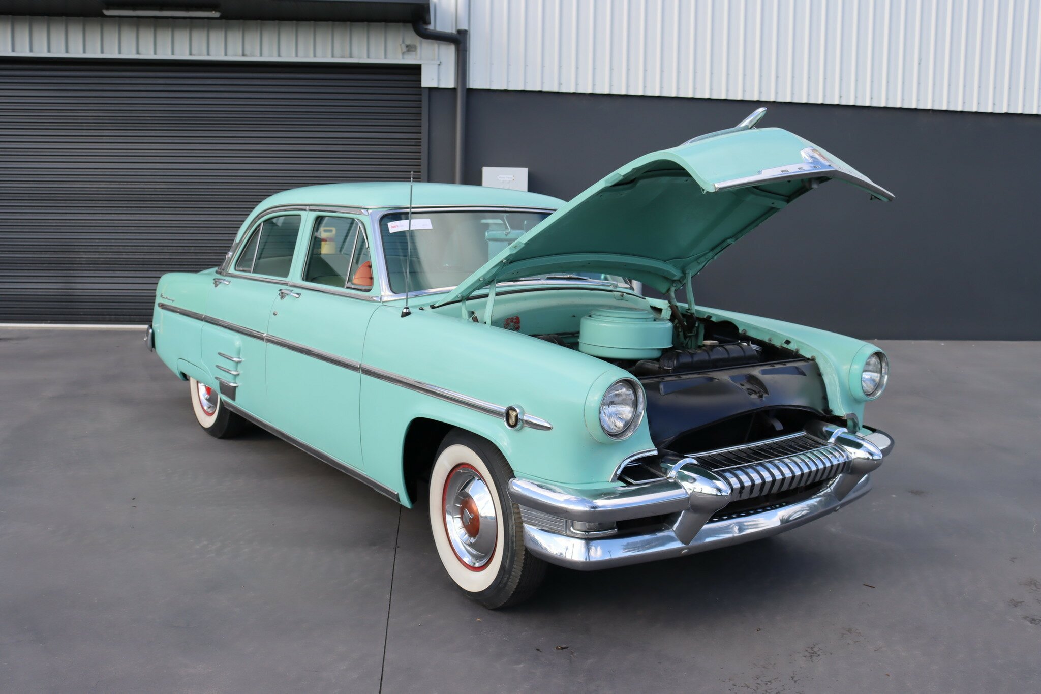 1954 MERCURY MONTEREY SEDAN