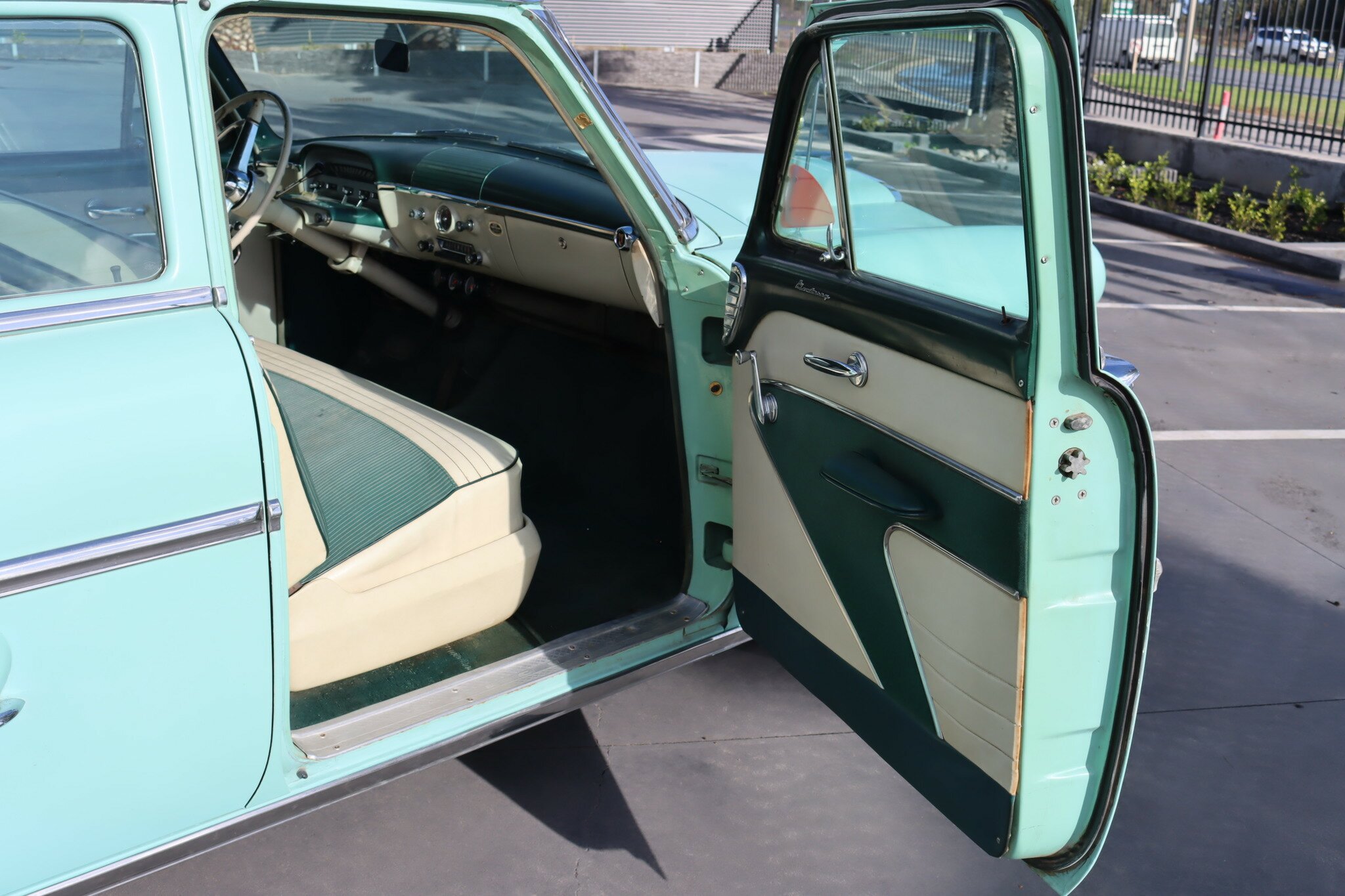 1954 MERCURY MONTEREY SEDAN