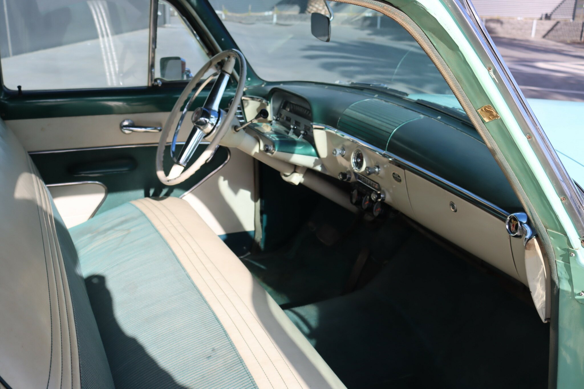 1954 MERCURY MONTEREY SEDAN