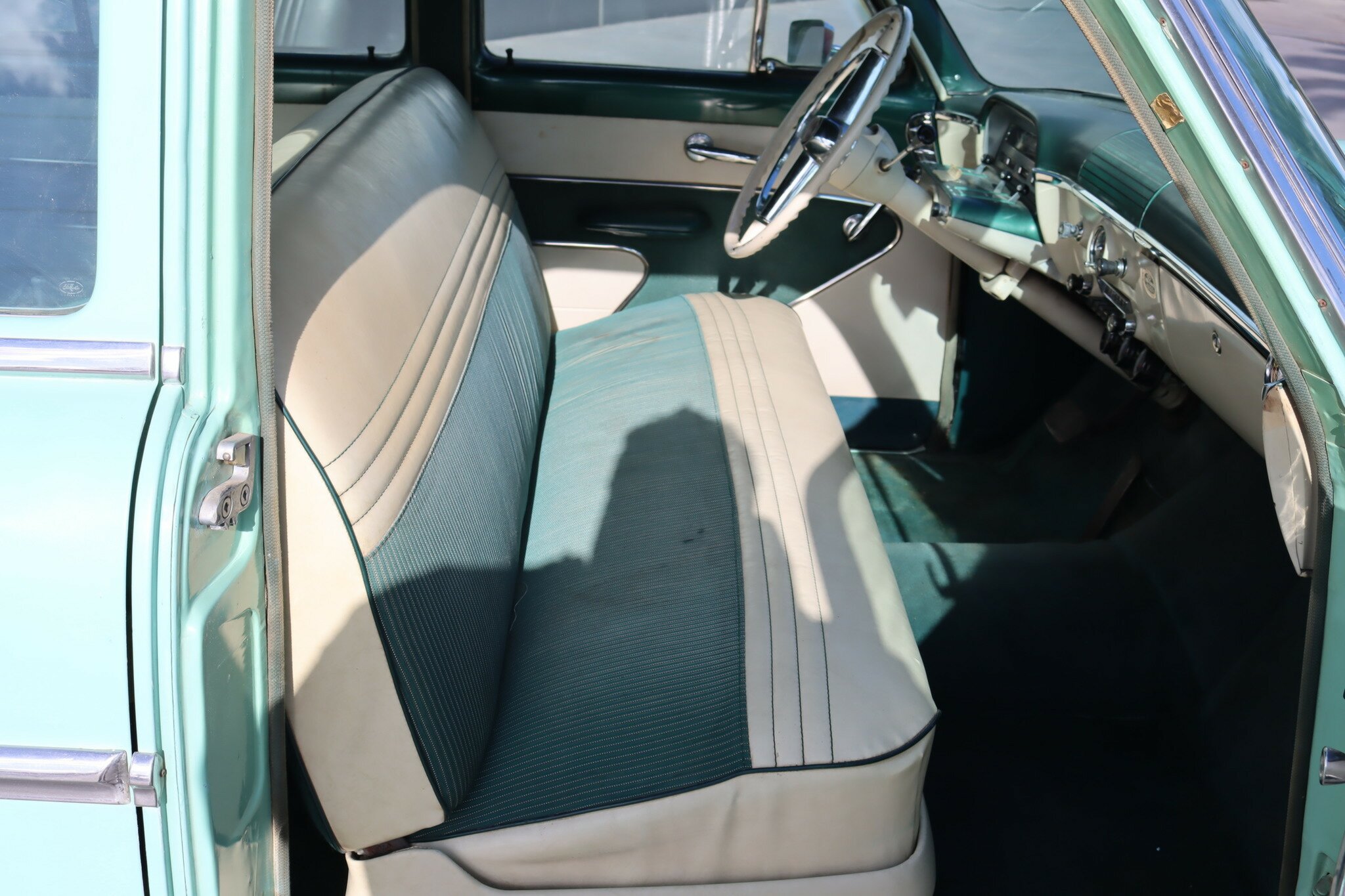 1954 MERCURY MONTEREY SEDAN