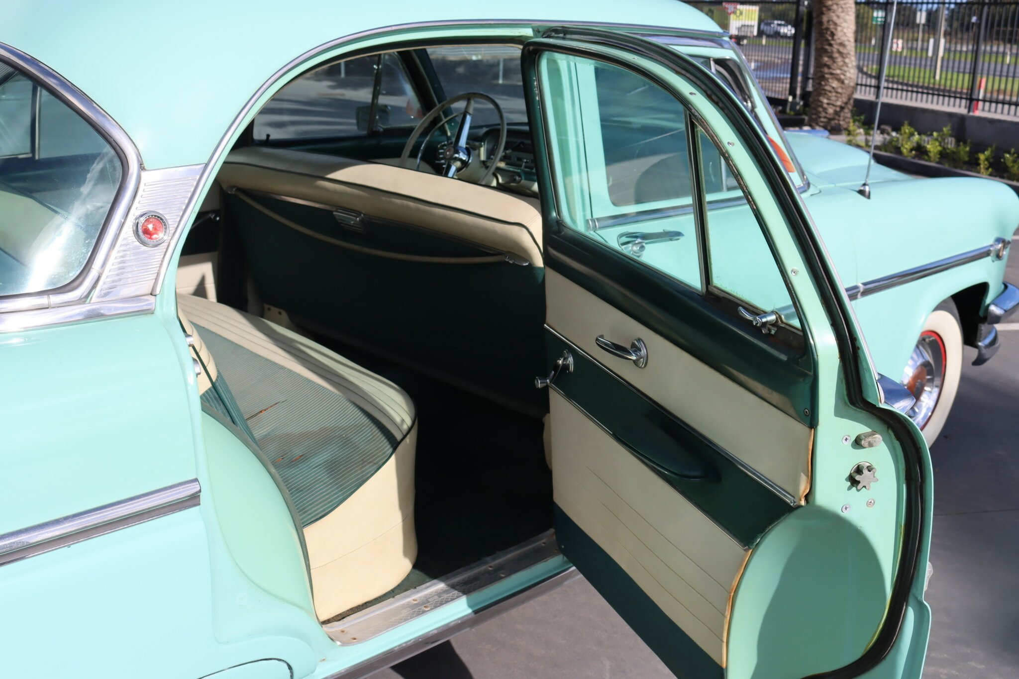 1954 MERCURY MONTEREY SEDAN