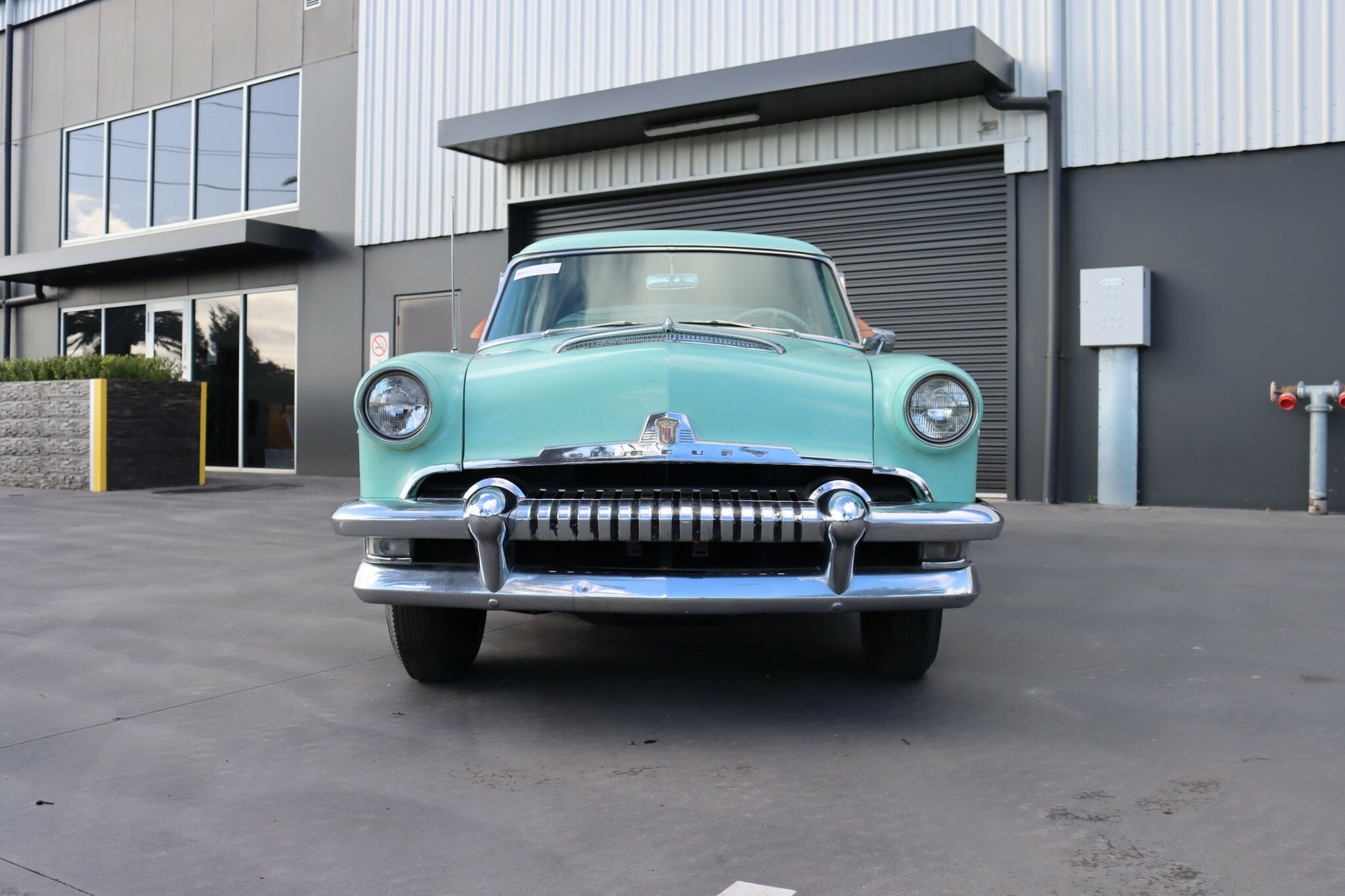 1954 MERCURY MONTEREY SEDAN