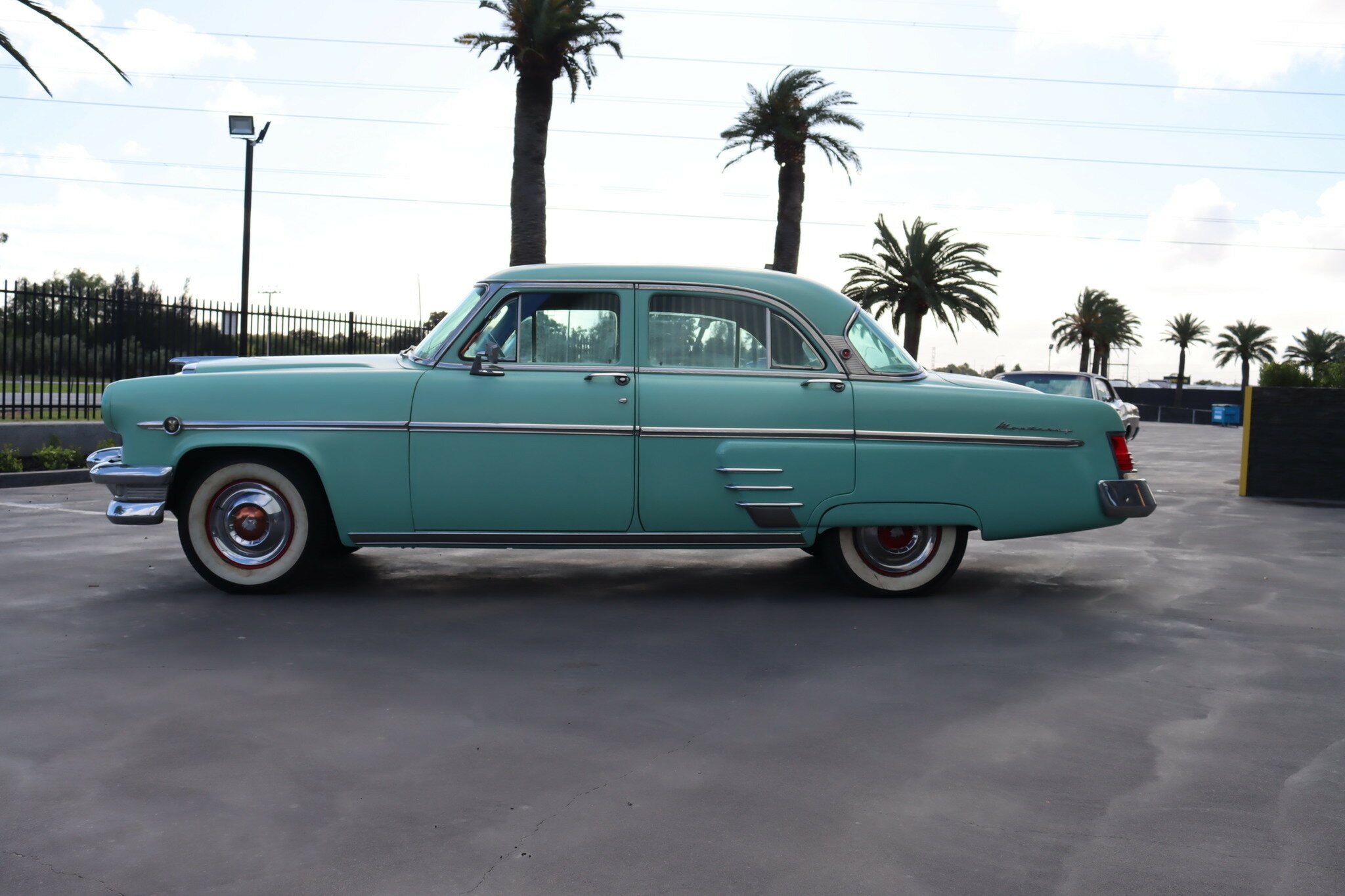 1954 MERCURY MONTEREY SEDAN
