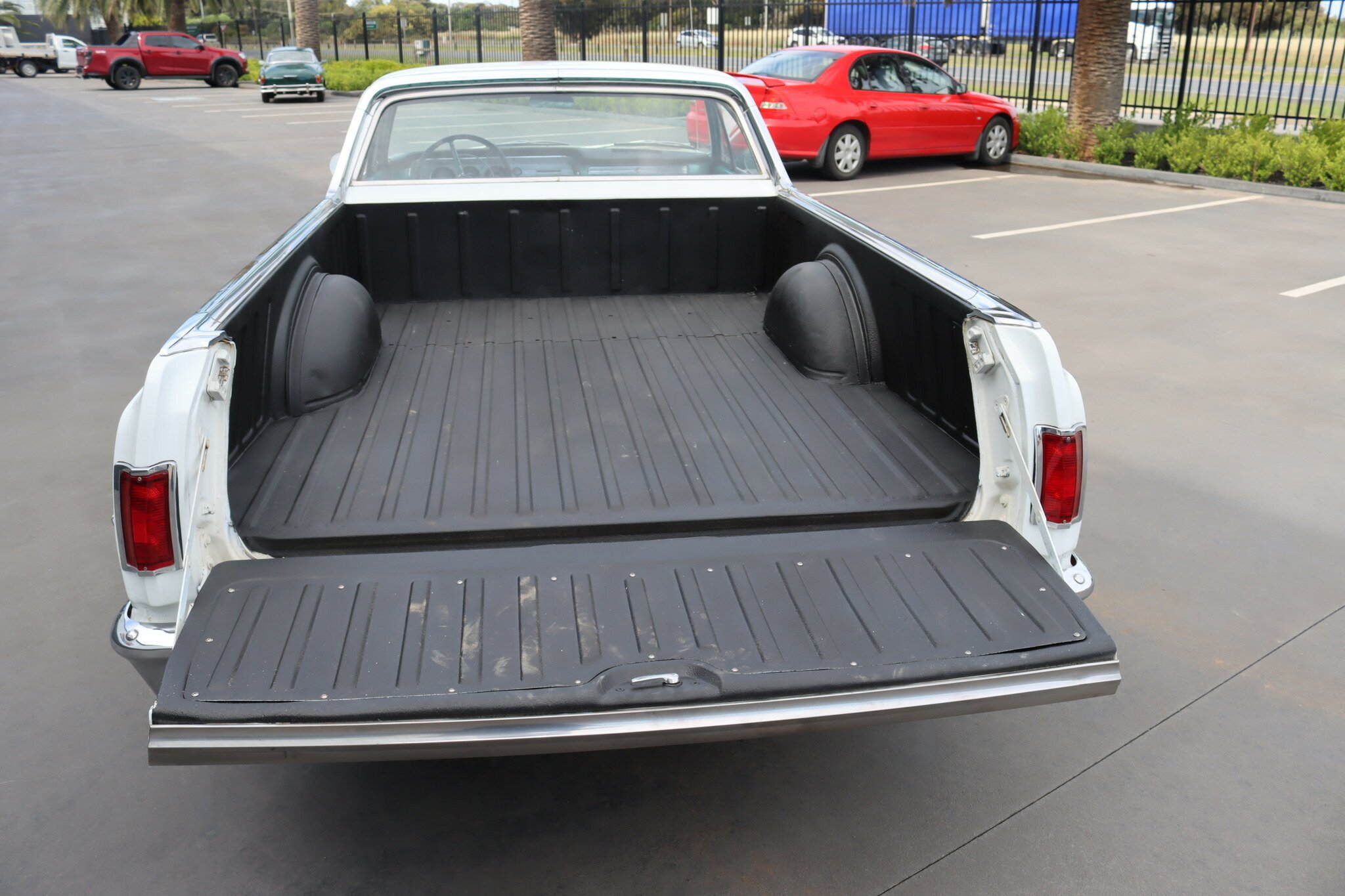 1965 CHEVROLET EL CAMINO 3 SP AUTOMATIC 2D UTILITY