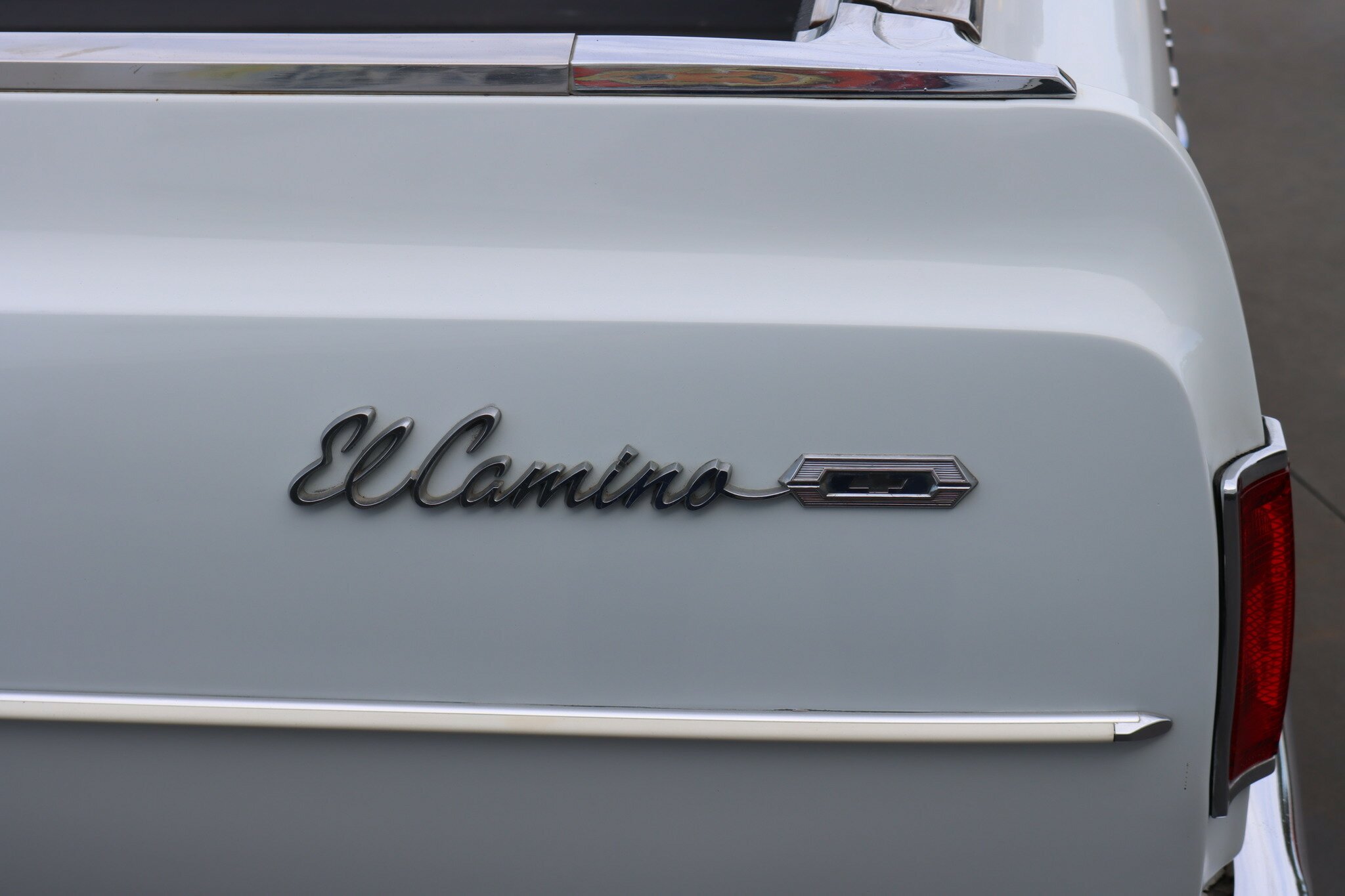 1965 CHEVROLET EL CAMINO 3 SP AUTOMATIC 2D UTILITY