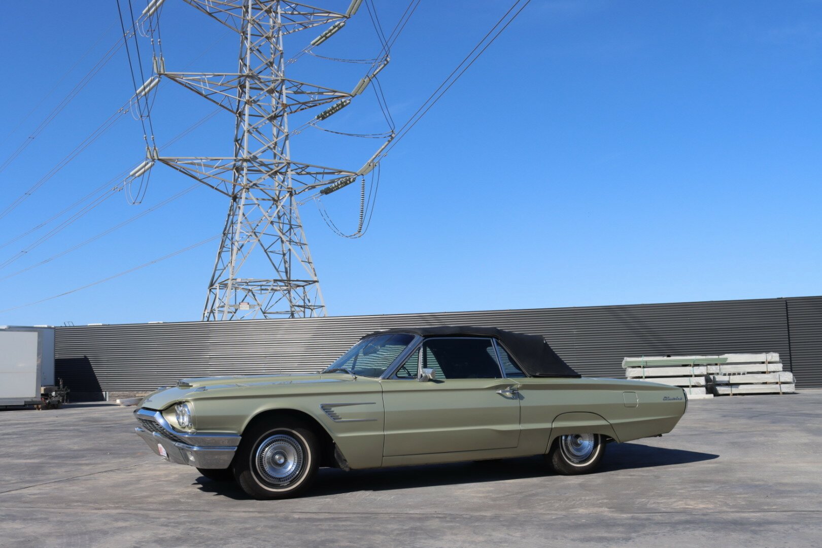 1965 FORD THUNDERBIRD CONVERTIBLE
