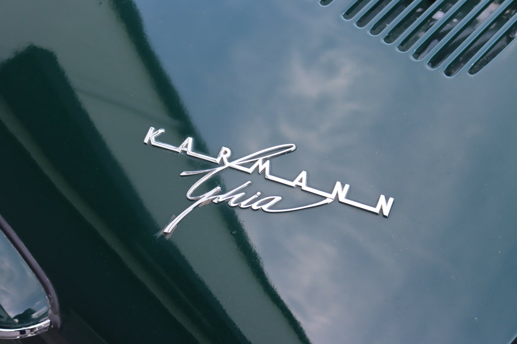 1968 VOLKSWAGEN KARMANN GHIA L 4 SP MANUAL 2D COUPE