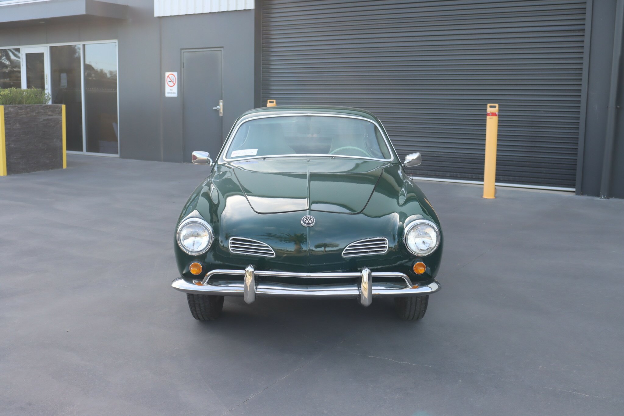 1968 VOLKSWAGEN KARMANN GHIA L 4 SP MANUAL 2D COUPE