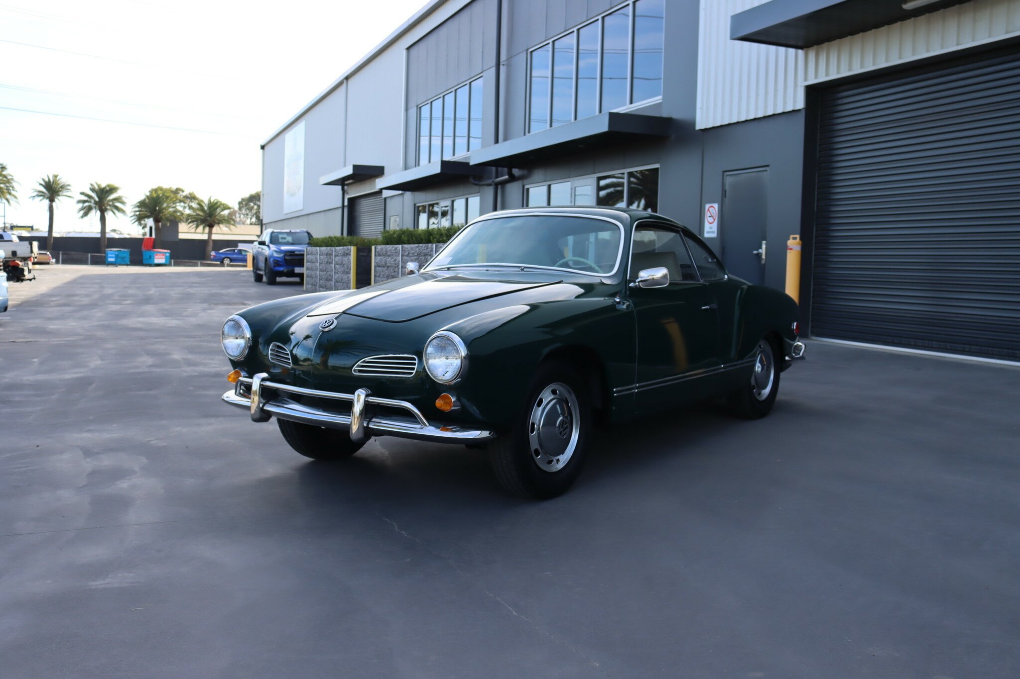 1968 VOLKSWAGEN KARMANN GHIA L 4 SP MANUAL 2D COUPE