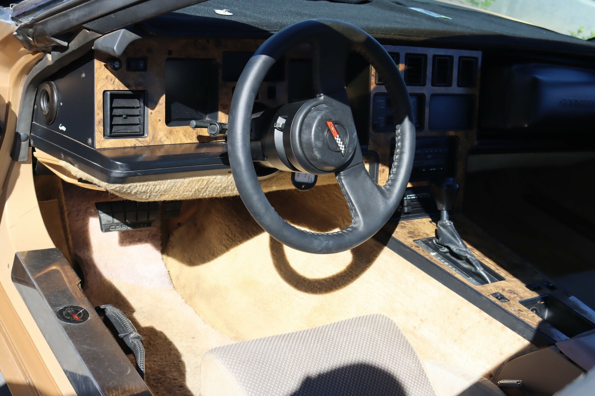 1987 CHEVROLET CORVETTE C4 4 SP AUTOMATIC 2D COUPE
