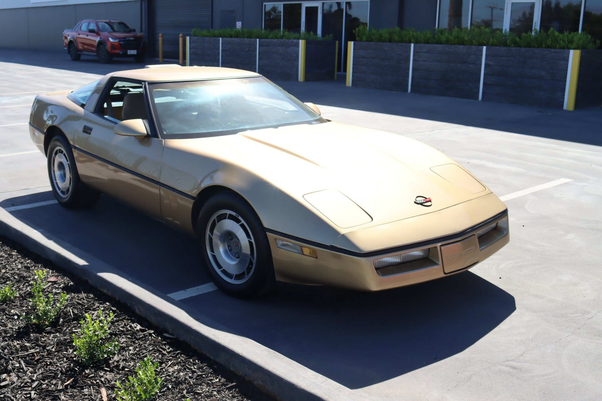 1987 CHEVROLET CORVETTE C4 4 SP AUTOMATIC 2D COUPE