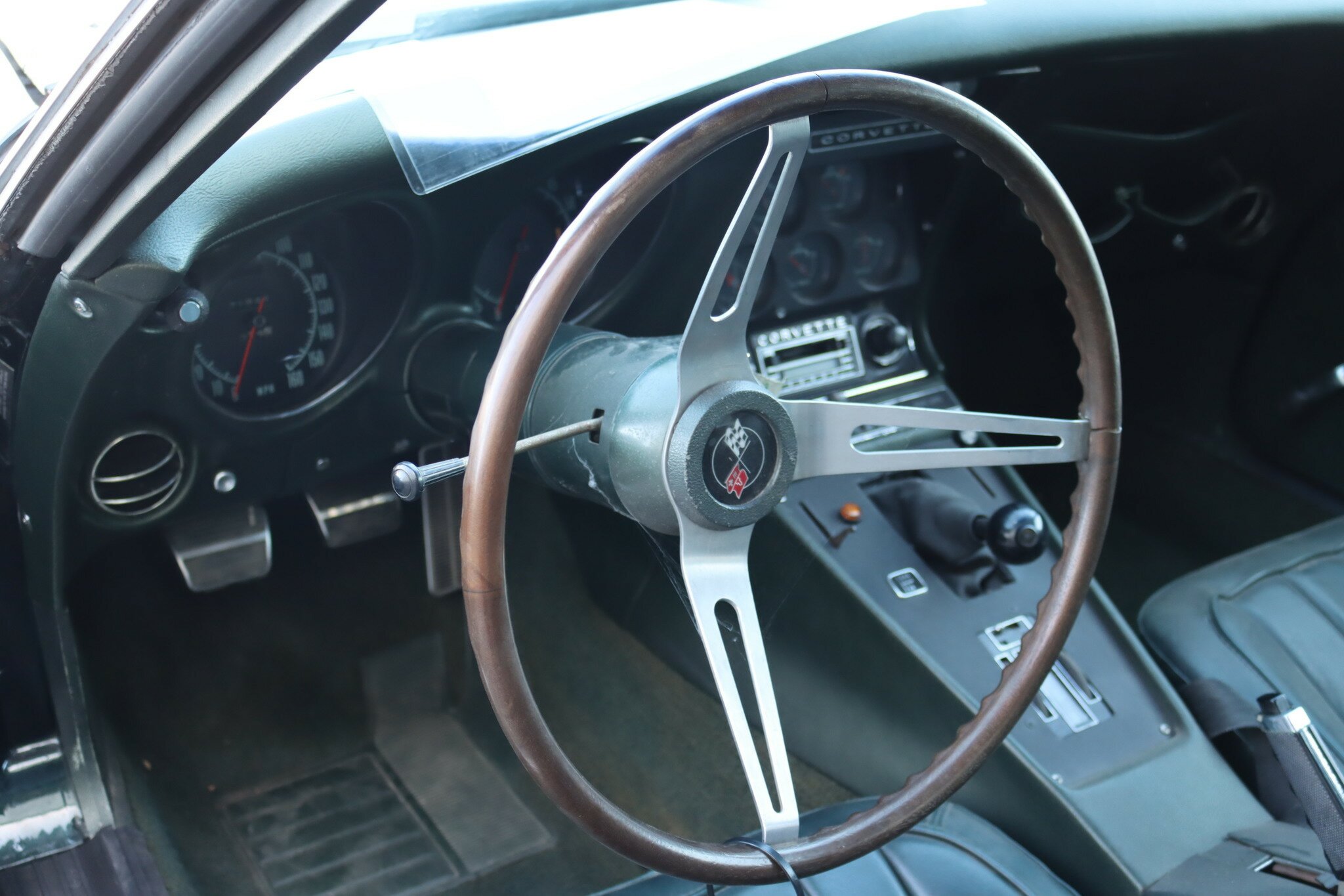 1969 CHEVROLET CORVETTE C3 6 SP MANUAL COUPE