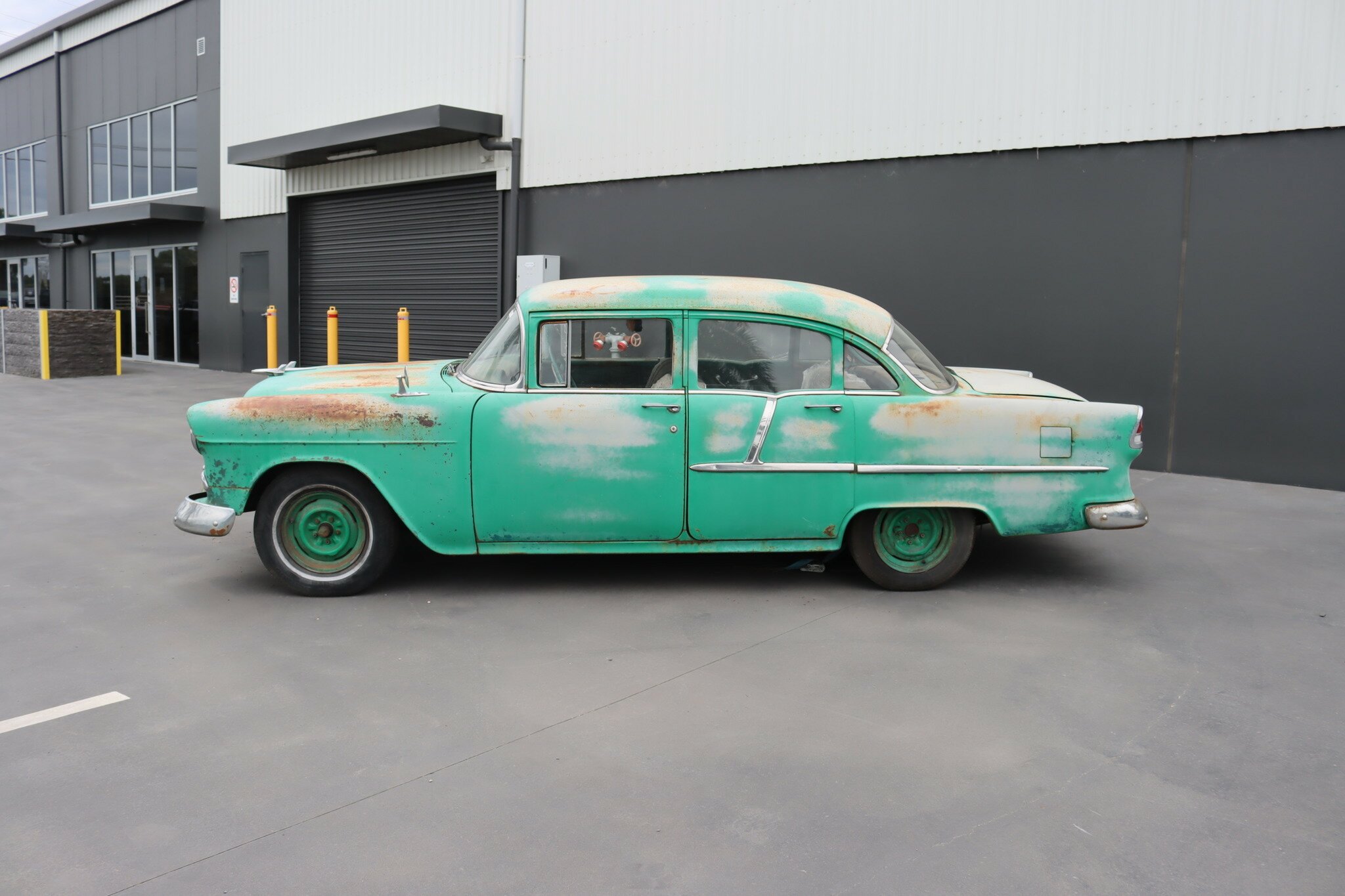 1955 CHEVROLET 210 SEDAN