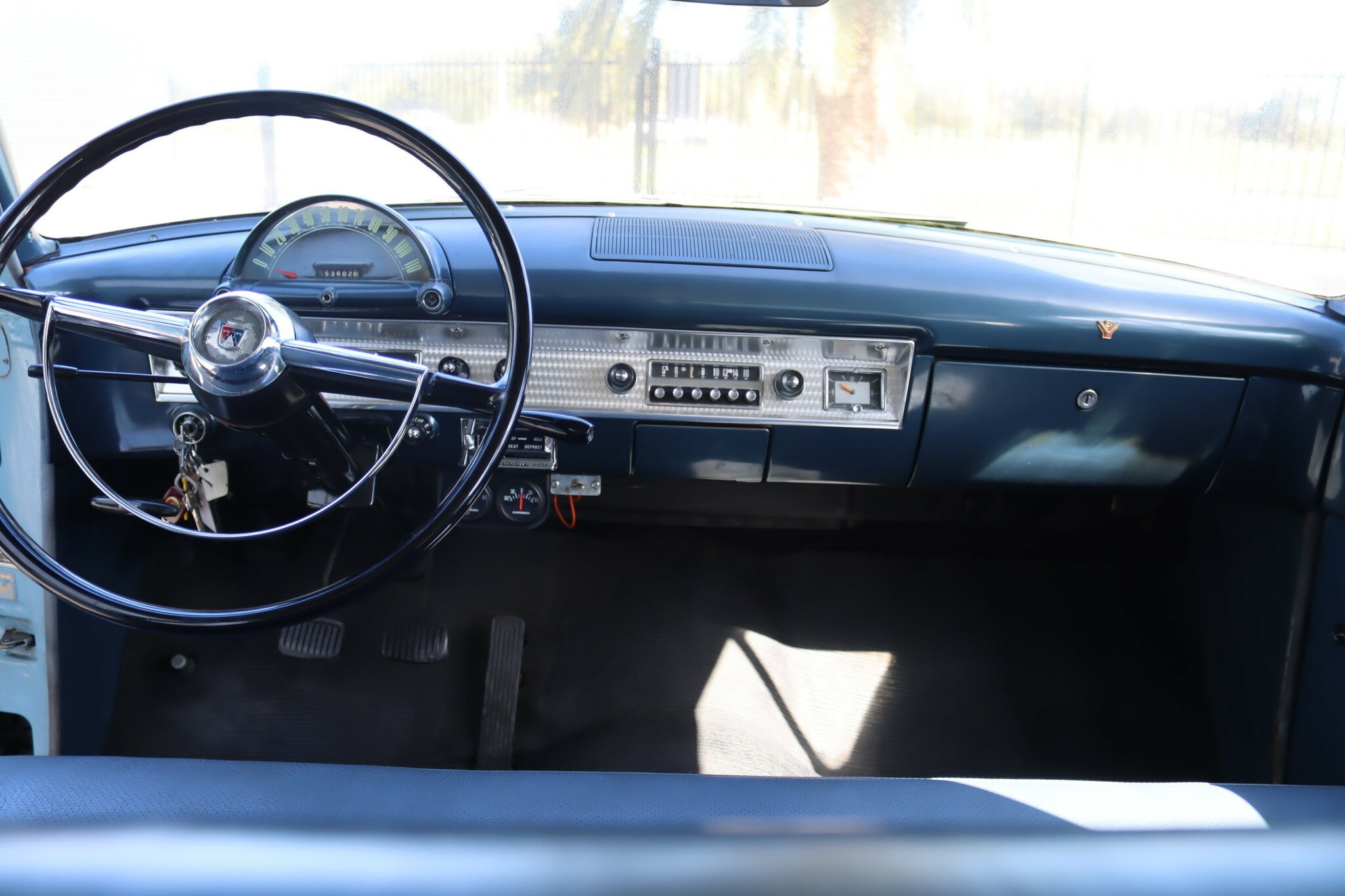 1954 FORD CUSTOMLINE SEDAN