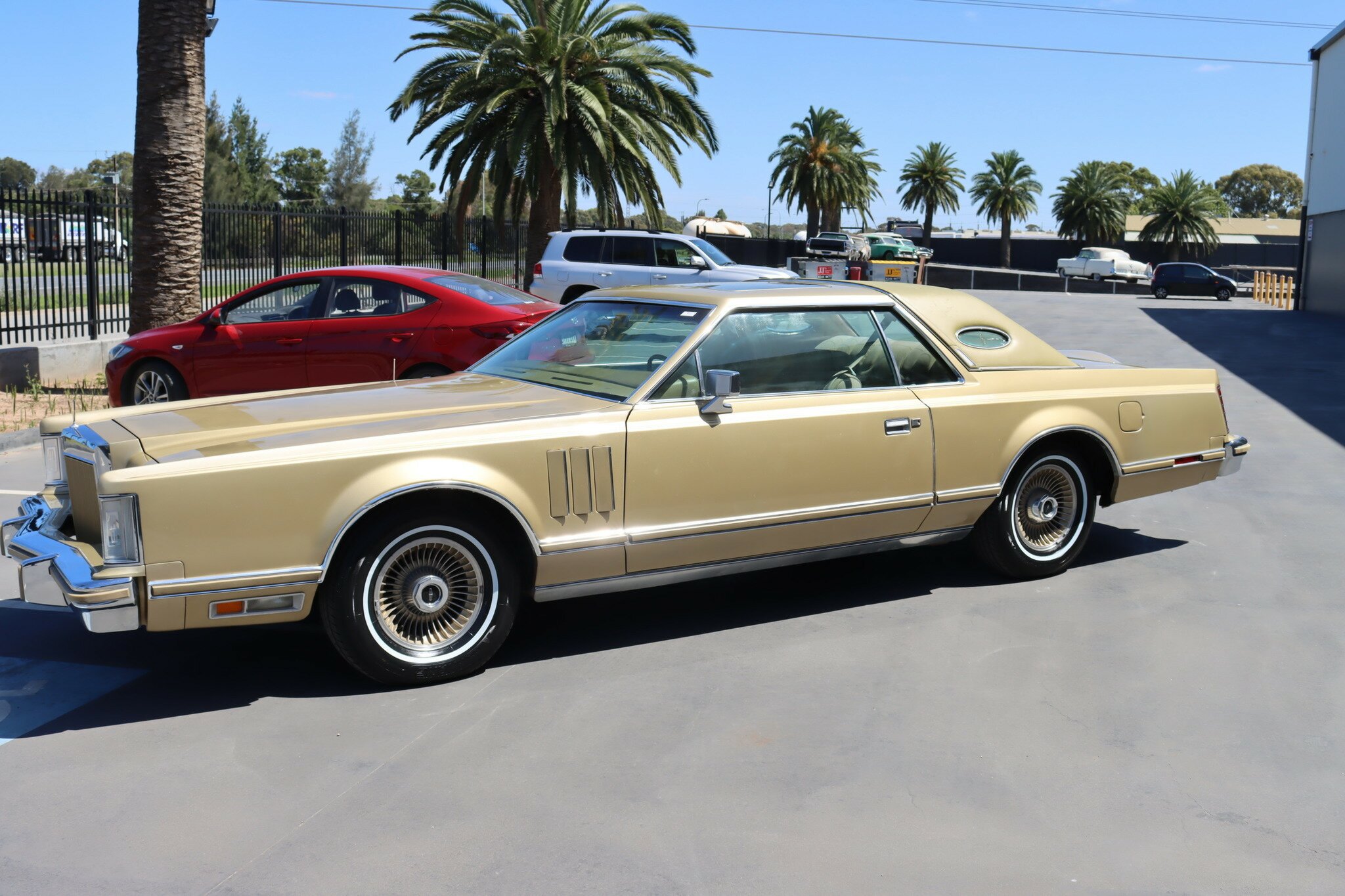 1978 LINCOLN CONTINENTAL MARK V COUPE