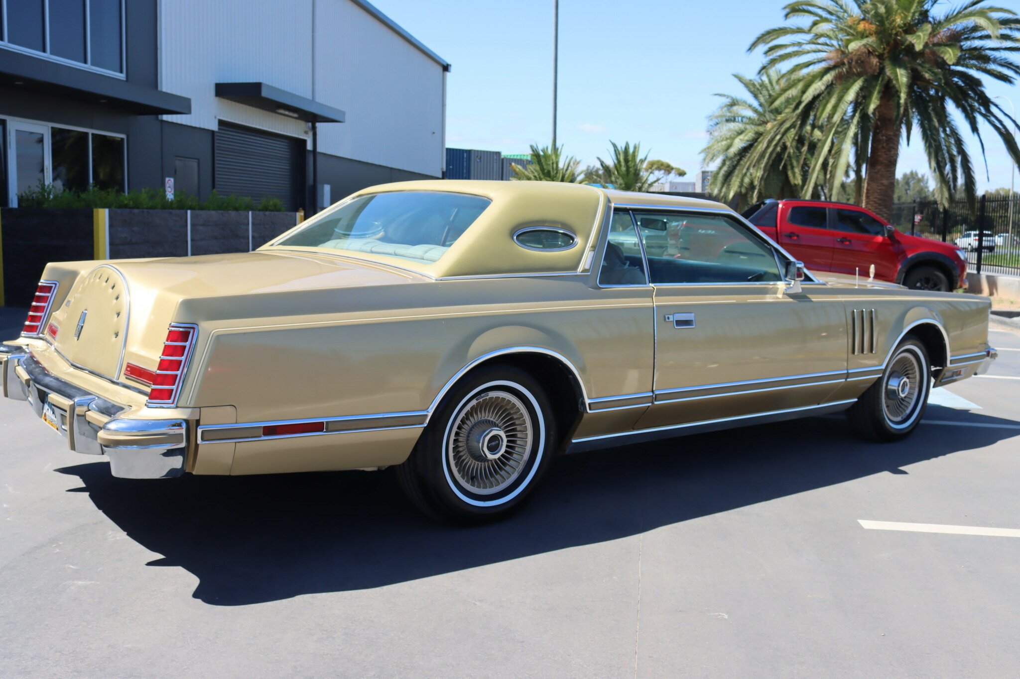 1978 LINCOLN CONTINENTAL MARK V COUPE