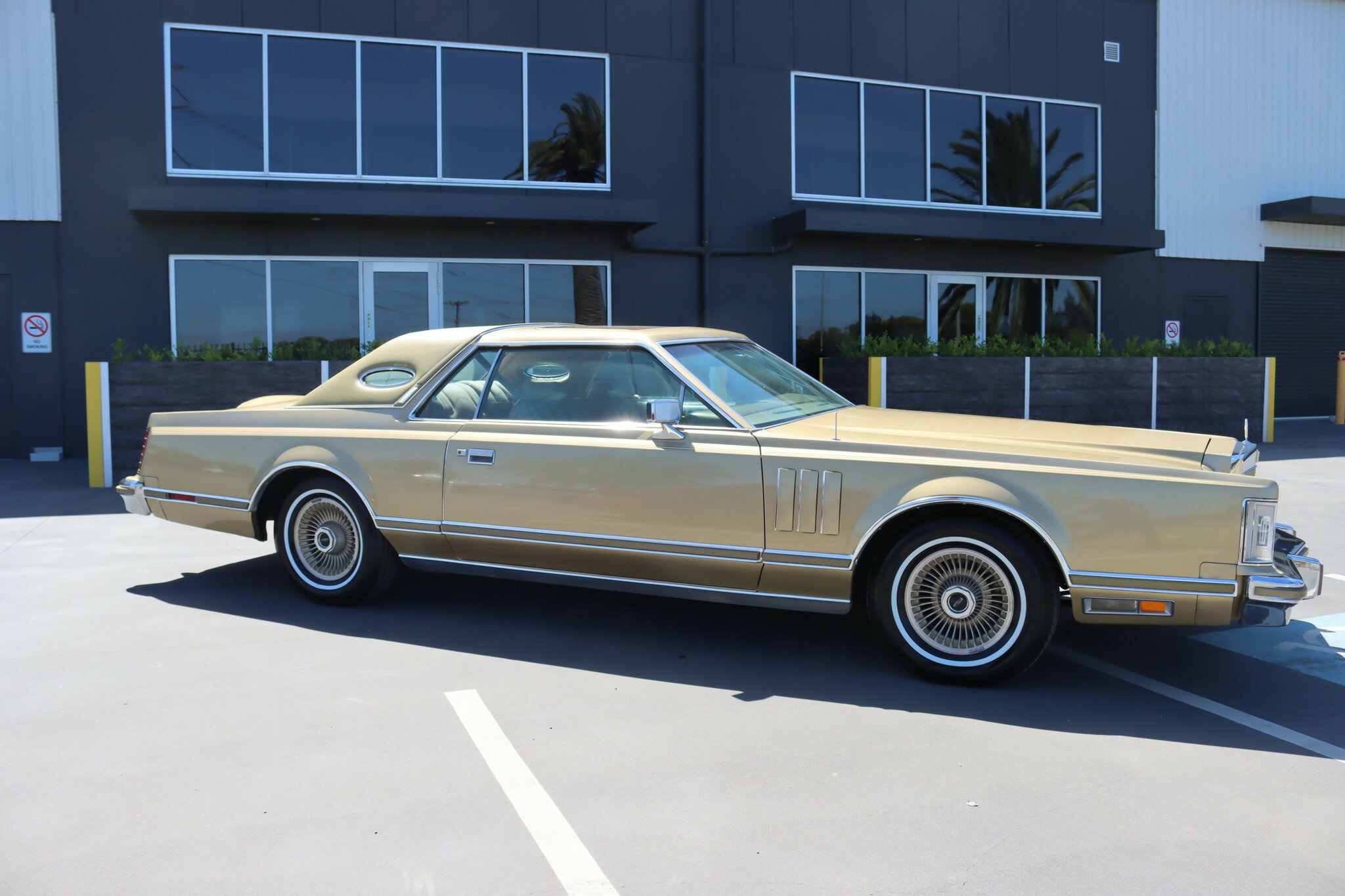 1978 LINCOLN CONTINENTAL MARK V COUPE