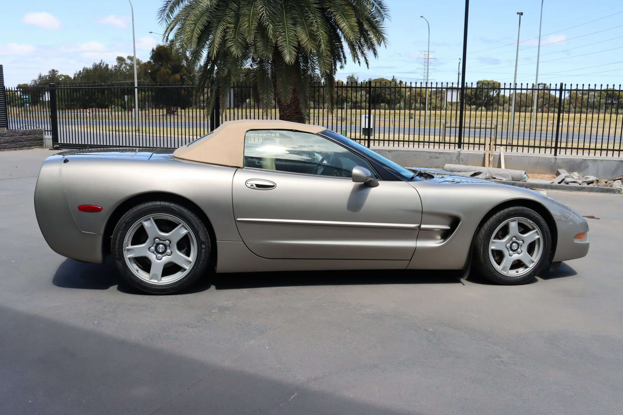 1998 CHEVROLET CORVETTE C5 CONVERTIBLE